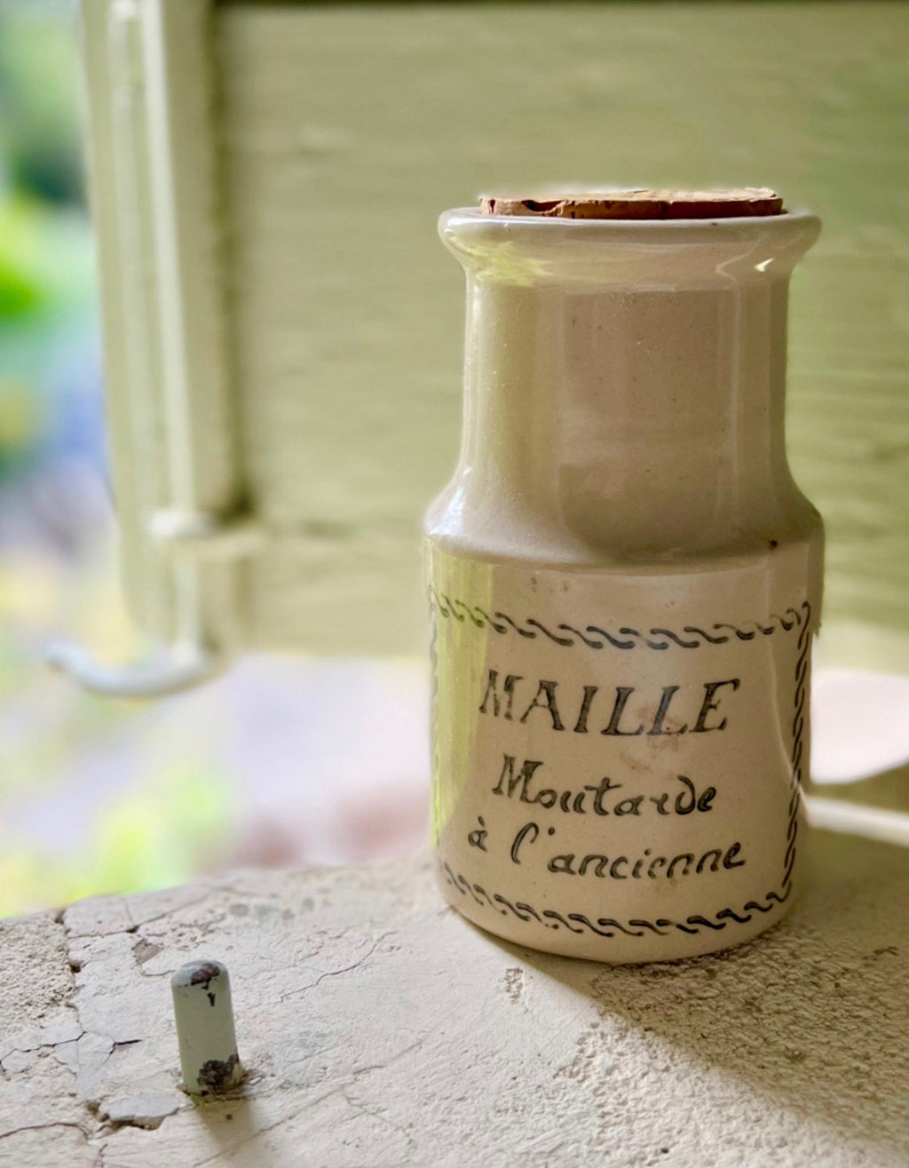 Antique Maille Mustard Pot with Cork Lid
