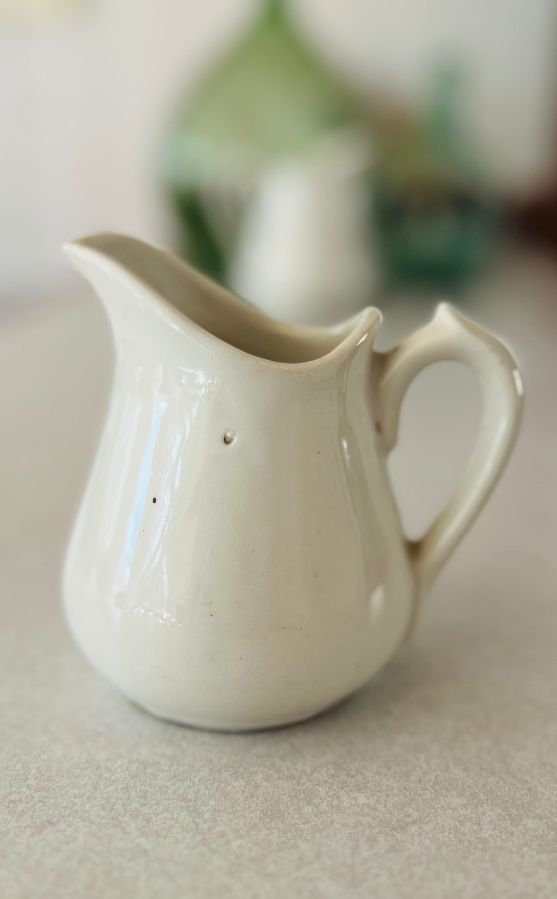 Lovely Ceramic Pitcher 2024 Lot 4